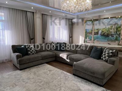 Аренда квартир в Астане: 4-комнатная квартира · 160 м² · 8/17 этаж, Керей и Жанибек хандар 22 за 900 000 〒 4-комнатная квартира · 160 м² · 8/17 этаж, Керей и Жанибек хандар 22 за 900 000 〒 в Астане, Есильский р-н
