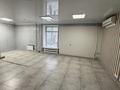 Еркін, кеңселер, дүкендер мен бутиктер, қоймалар, сұлулық салондары, медорталықтар мен дәріханалар, білім орталықтары, кабинеттер және жұмыс орындары · 43 м², бағасы: 250 000 〒 в Рудном — фото 5