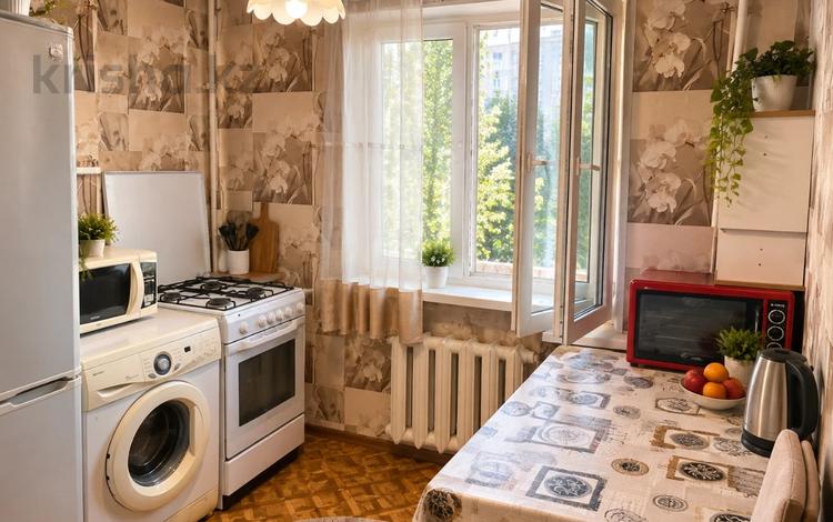 1-комнатная квартира · 31 м² · 5/5 этаж, улица Попова 1 за 300 000 ₸ в Алматы, Алмалинский р-н — фото 3