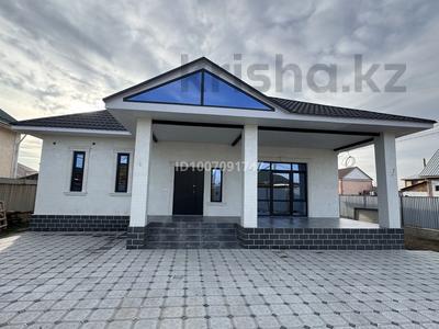 Отдельный дом · 4 комнаты · 182 м² · 8 сот., Кок тобе 101 за 73 млн 〒 в Боралдае (Бурундай)