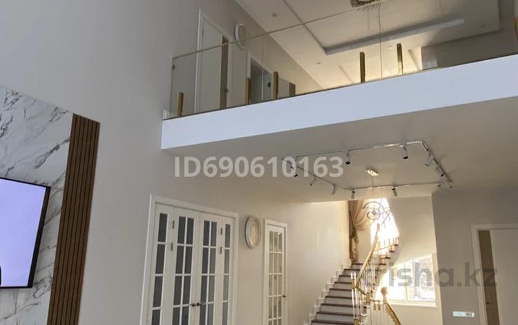 Жеке үй · 10 бөлме · 580 м² · 584 жүзд., Жадигер — По Тайманова, бағасы: 163 млн ₸ в Актобе, жилой массив Юго-Запад-1 — фото 2