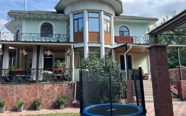 Отдельный дом · 6 комнат · 400 м² · 5 сот., Ул.Тышканбаева за 1.5 млн ₸ в Алматы — фото 24