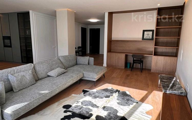 4-комнатная квартира · 190 м² · 9/18 этаж, Динмухаммед Кунаев 12 за 990 000 ₸ в Астане — фото 8