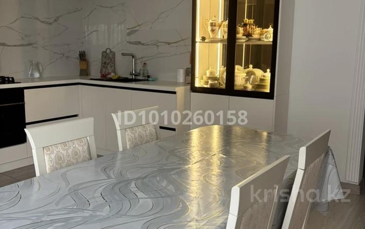 Отдельный дом · 5 комнат · 132 м² · 10 сот., жилой массив Кызылжар, Жилой массив Кызылжар-2 253 за 42 млн 〒 в Актобе — фото 4