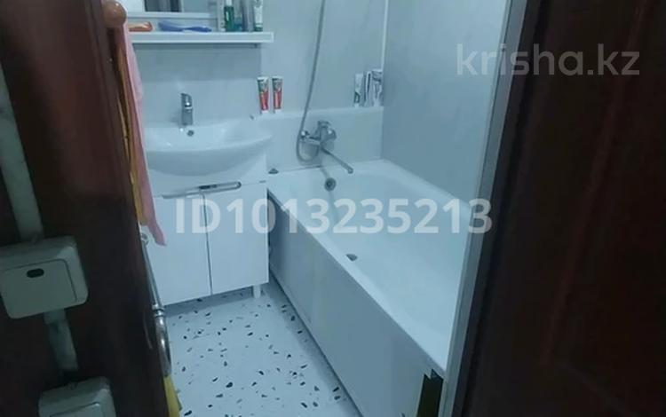2-комнатная квартира · 56 м², мкр Шанхай 47а — 26 школа пересечение улица Казангапа за 9 млн ₸ в Актобе — фото 2