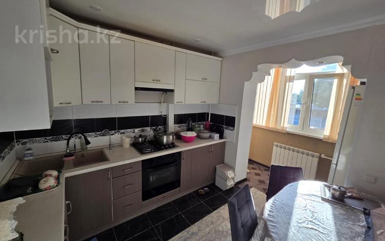 3-комнатная квартира · 70.7 м² · 2/5 этаж, мкр 11 за 24.5 млн ₸ в Актобе — фото 2