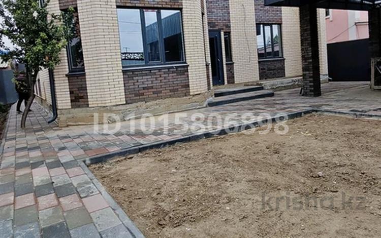 Отдельный дом · 6 комнат · 210 м² · 5 сот., мкр Старый Аэропорт — Наурыз за 115 млн ₸ в Уральске — фото 2