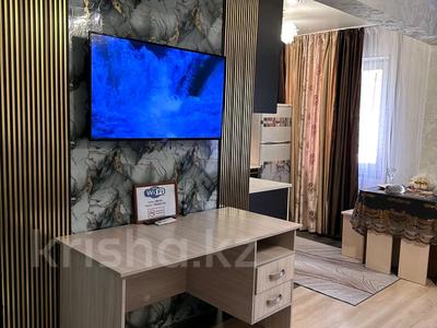 2-комнатная квартира · 60 м² · 1/5 этаж, Космическая 8/1 — Площадь ушанова за 18 000 ₸ в Усть-Каменогорске, Ульбинский
