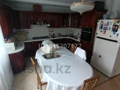 3-комнатная квартира · 130 м² · 1/5 этаж, мкр Думан-2 3 за 400 000 ₸ в Алматы, Медеуский р-н