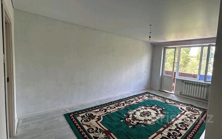 2-комнатная квартира · 46 м² · 5/5 этаж, мкр Самал 50 за 90 000 ₸ в Таразе — фото 3