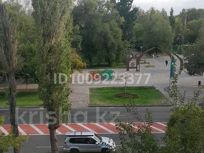 2-бөлмелі пәтер · 45 м² · 4/4 қабат, Толе би 52, бағасы: 120 000 ₸ в Таразе