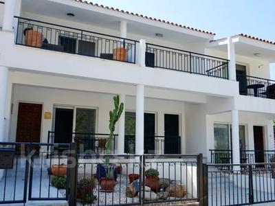 Отдельный дом • 3 комнаты • 129 м² • , Тала, Пафос за 63 млн 〒