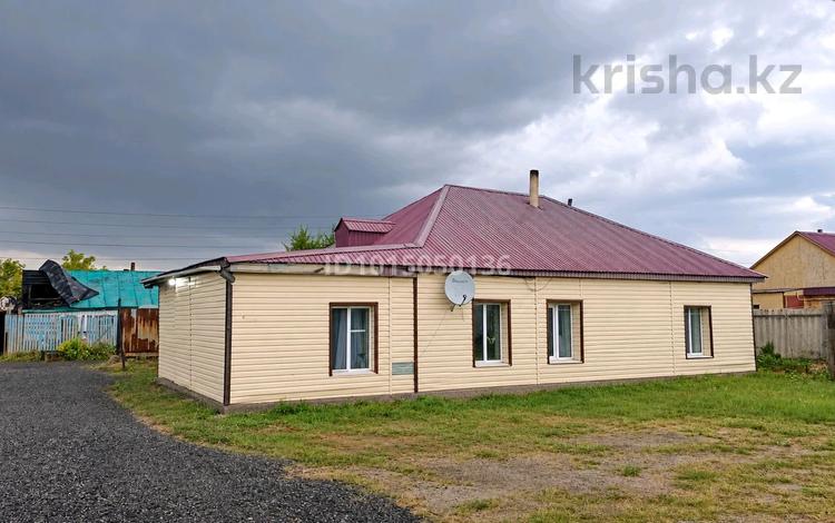Жеке үй · 4 бөлме · 100 м² · 10 жүзд., Интернациональная 49 — Центр, сквер им. С. Нурмагамбетова, бағасы: 7 млн ₸ в Акколе — фото 16