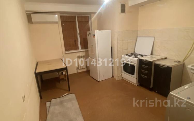 3-комнатная квартира · 75 м² · 3 этаж, 32А мкр 28 за 150 000 ₸ в Актау — фото 2