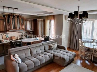 2-комнатная квартира · 85 м² · 10/22 этаж, Достык 97Б за 600 000 〒 в Алматы, Медеуский р-н