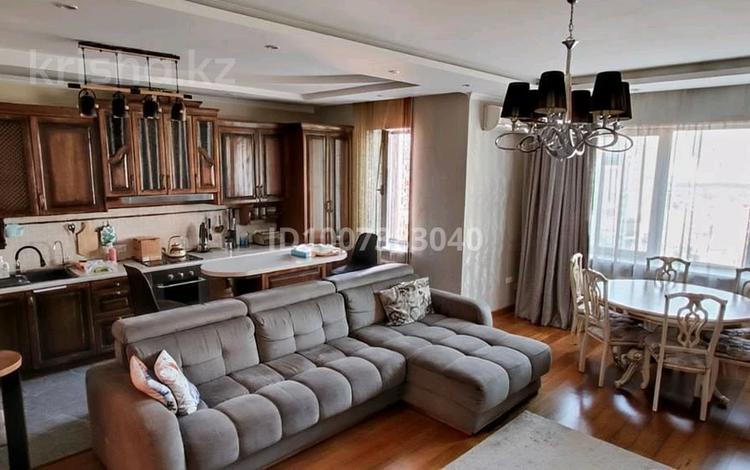 2-бөлмелі пәтер · 85 м² · 10/22 қабат, Достык 97Б, бағасы: 500 000 〒 в Алматы, Медеуский р-н — фото 13