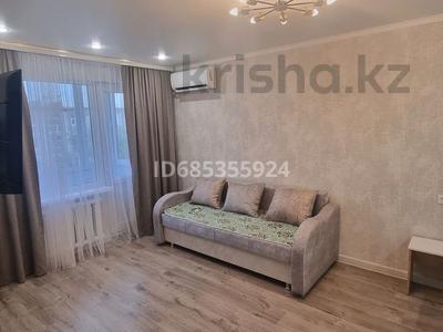1-комнатная квартира, 32 м², 4/5 этаж посуточно, Сейфулина за 15 000 〒 в Балхаше