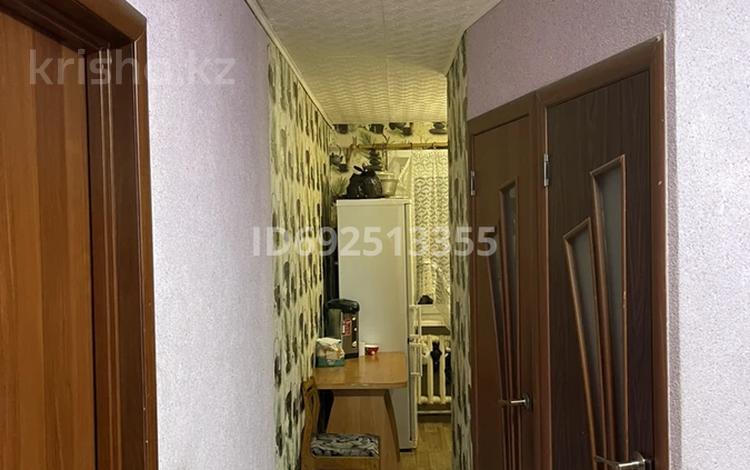 3-бөлмелі пәтер · 62 м² · 5/5 қабат, Майкудук, 15й микрорайон 3а, бағасы: 10.5 млн ₸ в Караганде, Алихана Бокейханова р-н — фото 2