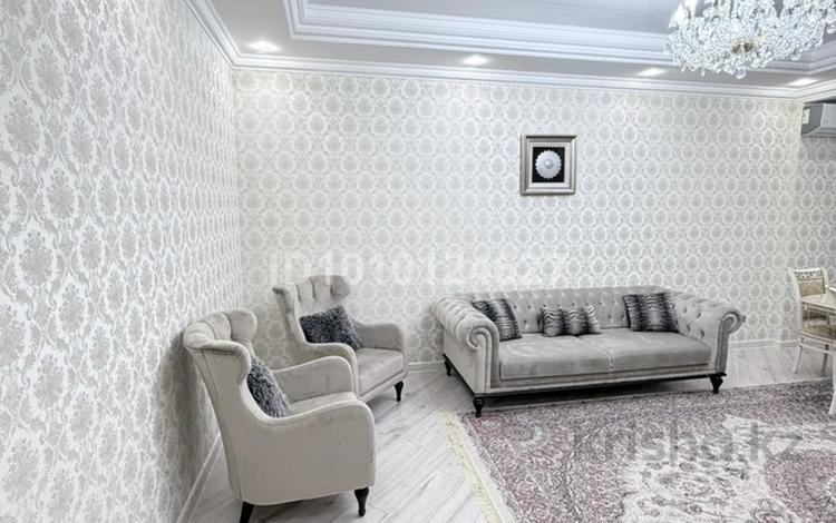 3-бөлмелі пәтер · 106.7 м² · 1/5 қабат, мкр Нурсая, Акжарма 10/7, бағасы: 53 млн ₸ в Атырау — фото 2