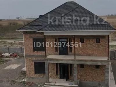 Жеке үй · 8 бөлме · 300 м² · 15 жүзд., Аманкелді — Эко базар жанында, бағасы: 55 млн ₸ в Туркестане