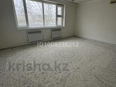 2-комнатная квартира · 110 м² · 1/2 этаж, 3а Жалын мкр 4 — Полеклиника,цон жанында за 14 млн 〒 в Жанаозен