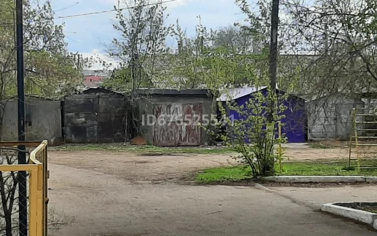 Капитальный гараж с погребом на земельном участке с документами за 3 млн 〒 в Уральске — фото 3