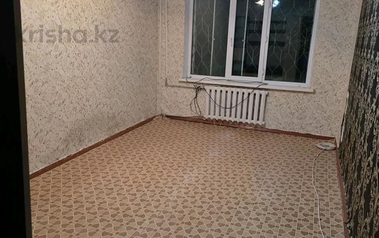 3-комнатная квартира · 60 м² · 1/5 этаж, 5микр 6 за 150 000 ₸ в Конаеве — фото 2
