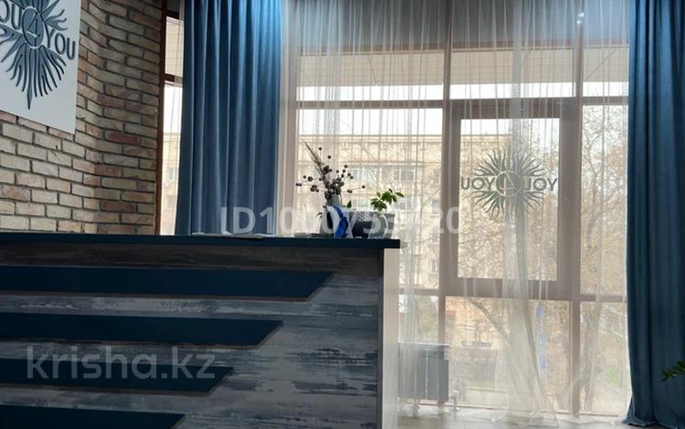 Салоны красоты · 25 м² за 280 000 ₸ в Алматы, Медеуский р-н — фото 2