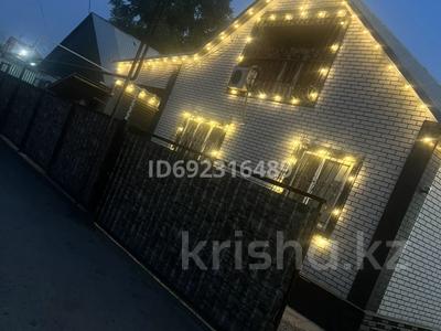 Отдельный дом · 4 комнаты · 202 м² · 9 сот., мкр Карасу, 2 линия 222 — Эко пост Карасу . за ним на развилке налево и сразу спуск в низ за 72 млн ₸ в Алматы, Алатауский р-н