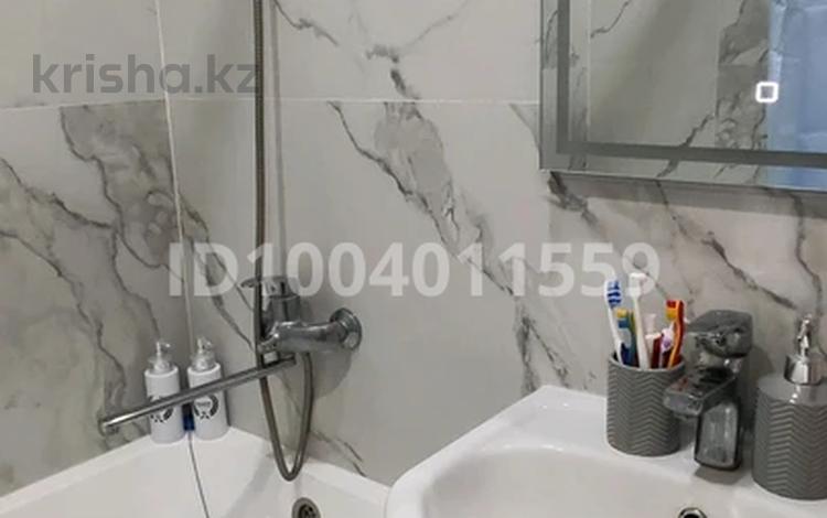 2-комнатная квартира · 48 м² · 2/9 этаж, 10 микрорайон 5 за 18.7 млн ₸ в Аксае — фото 5