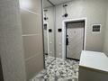 3-бөлмелі пәтер · 74.9 м² · 5/6 қабат, Голубые пруды ш/а., Томирис 456/1, бағасы: 44 млн ₸ в Караганде, Алихана Бокейханова р-н — фото 7