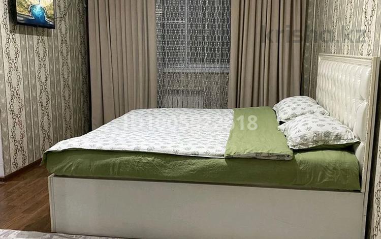 1-комнатная квартира · 40 м² · 1/1 этаж, Биржан Сал — В центре города ЧИСТАЯ КВАРТИРА за 10 000 〒 в Талдыкоргане — фото 2