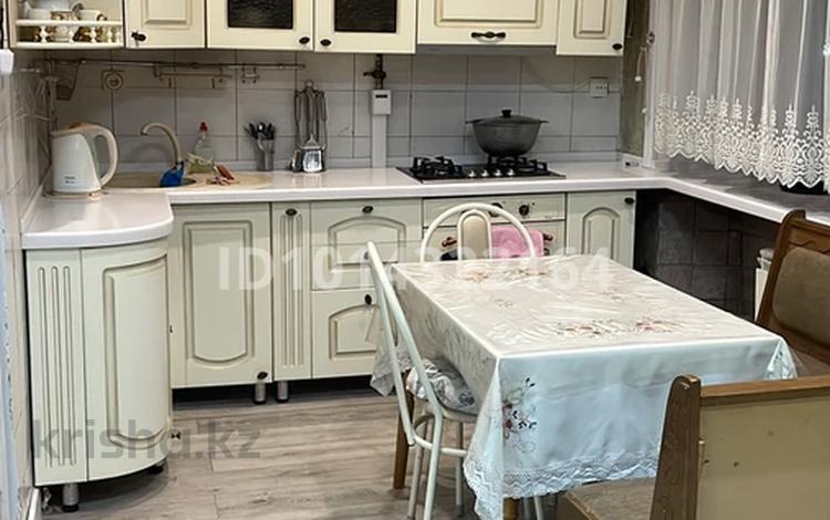 3-бөлмелі пәтер · 75 м² · 3/5 қабат, Жаңа қала ш/а., Пр. Бухар Жырау 38 — ДК, ТД Абзал, бағасы: 500 000 ₸ в Караганде, Казыбек би р-н — фото 2