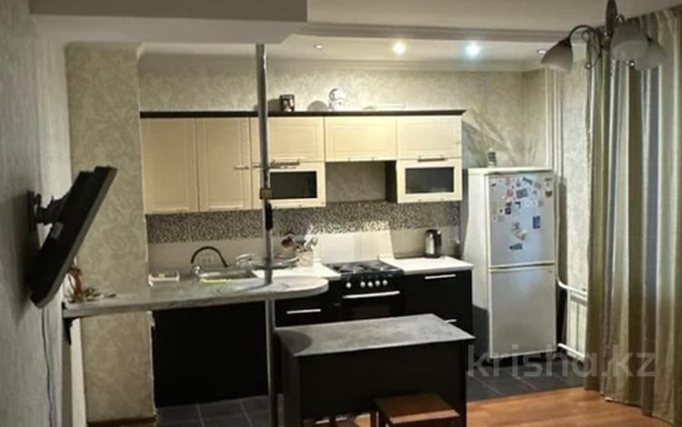 1-комнатная квартира · 40 м² · 2 этаж, Алихан Бокейхан 10 за 220 000 ₸ в Астане, Есильский р-н — фото 2