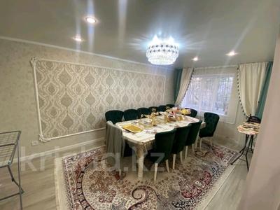 3-бөлмелі пәтер · 64 м² · 1/5 қабат, мкр №9, бағасы: 350 000 〒 в Алматы, Ауэзовский р-н