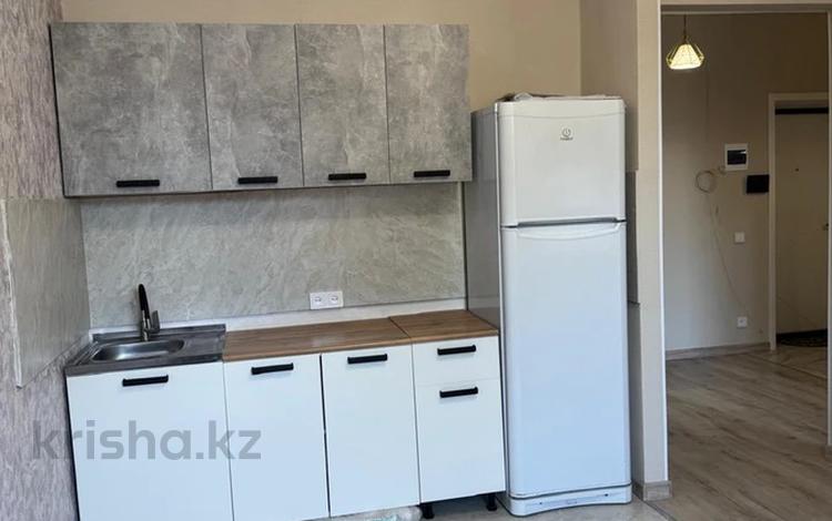 1-комнатная квартира · 42 м² · 1/5 этаж, Муканова 61/2 за 21 млн ₸ в Караганде, Казыбек би р-н — фото 2