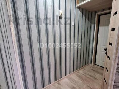 Продажа квартир в Карагандинской обл.: 1-комнатная квартира · 31 м² · 1/5 этаж, Бирюзова за 6 млн 〒 1-комнатная квартира · 31 м² · 1/5 этаж, Бирюзова за 6 млн 〒 в Шахтинске