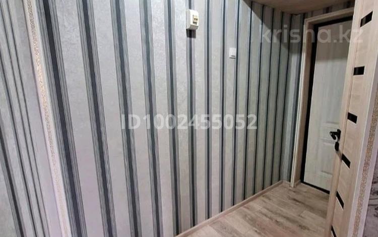 1-бөлмелі пәтер · 31 м² · 1/5 қабат, Бирюзова, бағасы: 5.5 млн ₸ в Шахтинске — фото 2