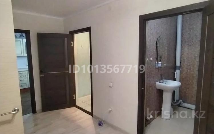 2-комнатная квартира · 54 м² · 5/9 этаж, мкр Шанхай, Маресьева за 150 000 ₸ в Актобе — фото 2