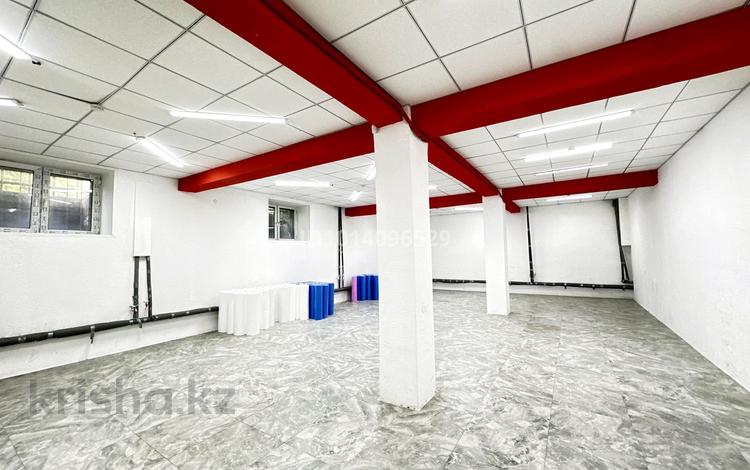 Офисы, магазины и бутики · 100 м² за 500 000 ₸ в Алматы, Медеуский р-н — фото 2