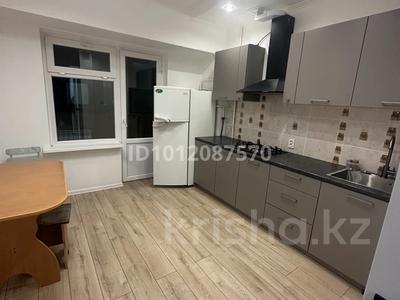 3-бөлмелі пәтер · 80 м² · 2/5 қабат, ул. Карасай Батыра 2, бағасы: 300 000 ₸ в Каскелене