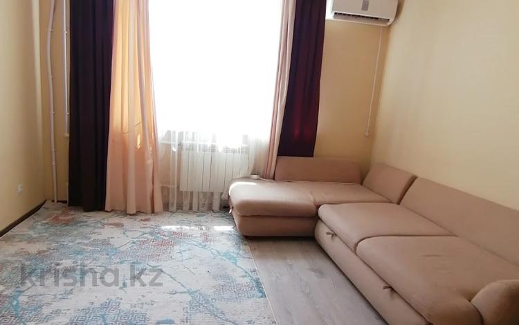 1-бөлмелі пәтер · 44.9 м² · 4/5 қабат, Алтын орда ш/а., бағасы: ~ 18 млн ₸ в Актобе, мкр. Алтын орда — фото 2
