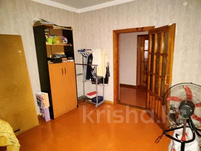 Отдельный дом · 8 комнат · 226 м² · 5.155 сот., Ахметова 25 за 32 млн ₸ в Шымкенте