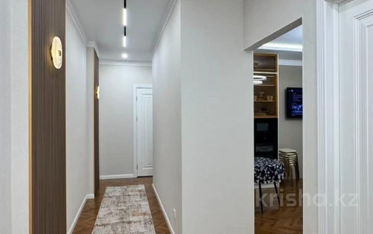 3-комнатная квартира · 70 м² · 4/9 этаж, Жубан Молдагалиев 3 — ТОП ЛОКАЦИЯ за 49.9 млн ₸ в Астане, Нура р-н — фото 2
