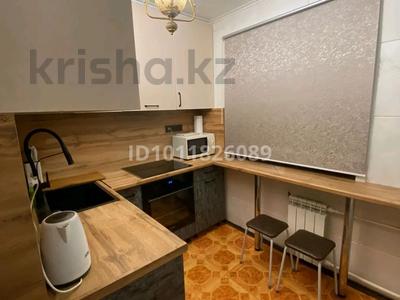 2-комнатная квартира · 43 м² · 2/5 этаж, Абая — Центр города Металлургов-Абая за 13 000 〒 в Темиртау