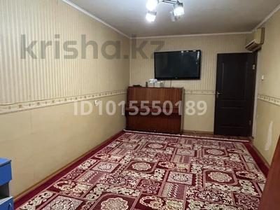 3-комнатная квартира · 70.6 м² · 1/5 этаж, 8-й микрорайон 7 А — сзади гостиницы Шымкент за 30 млн ₸ в Туран р-н