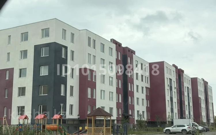 3-комнатная квартира · 84 м² · 3/5 этаж, мкр Пригородный 3 — Е 695 за 43 млн ₸ в Астане, Есильский р-н — фото 2