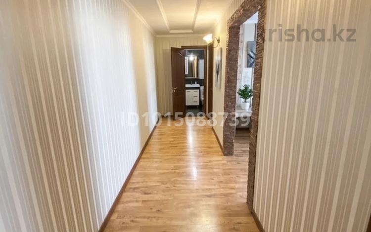 2-бөлмелі пәтер · 57 м² · 3/9 қабат, Рыскулбекова 16/1, бағасы: 29.5 млн ₸ в Астане, Алматы р-н — фото 2