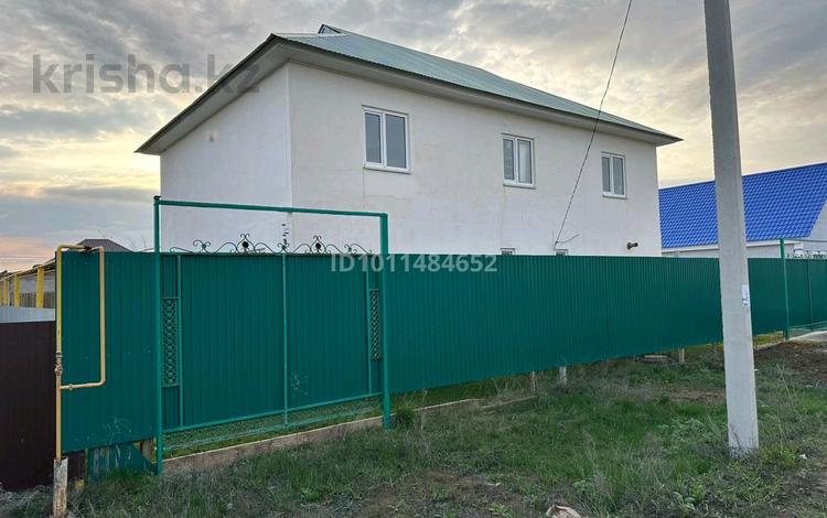 Отдельный дом · 6 комнат · 207 м² · 8 сот., Арыстан баб 31 за 35 млн 〒 в Уральске — фото 2