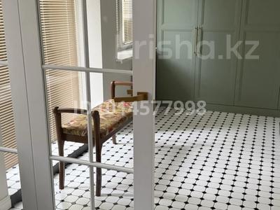 Отдельный дом · 7 комнат · 400 м² · 10 сот., мкр Комсомольский, Айганым за 450 млн ₸ в Астане, Есильский р-н